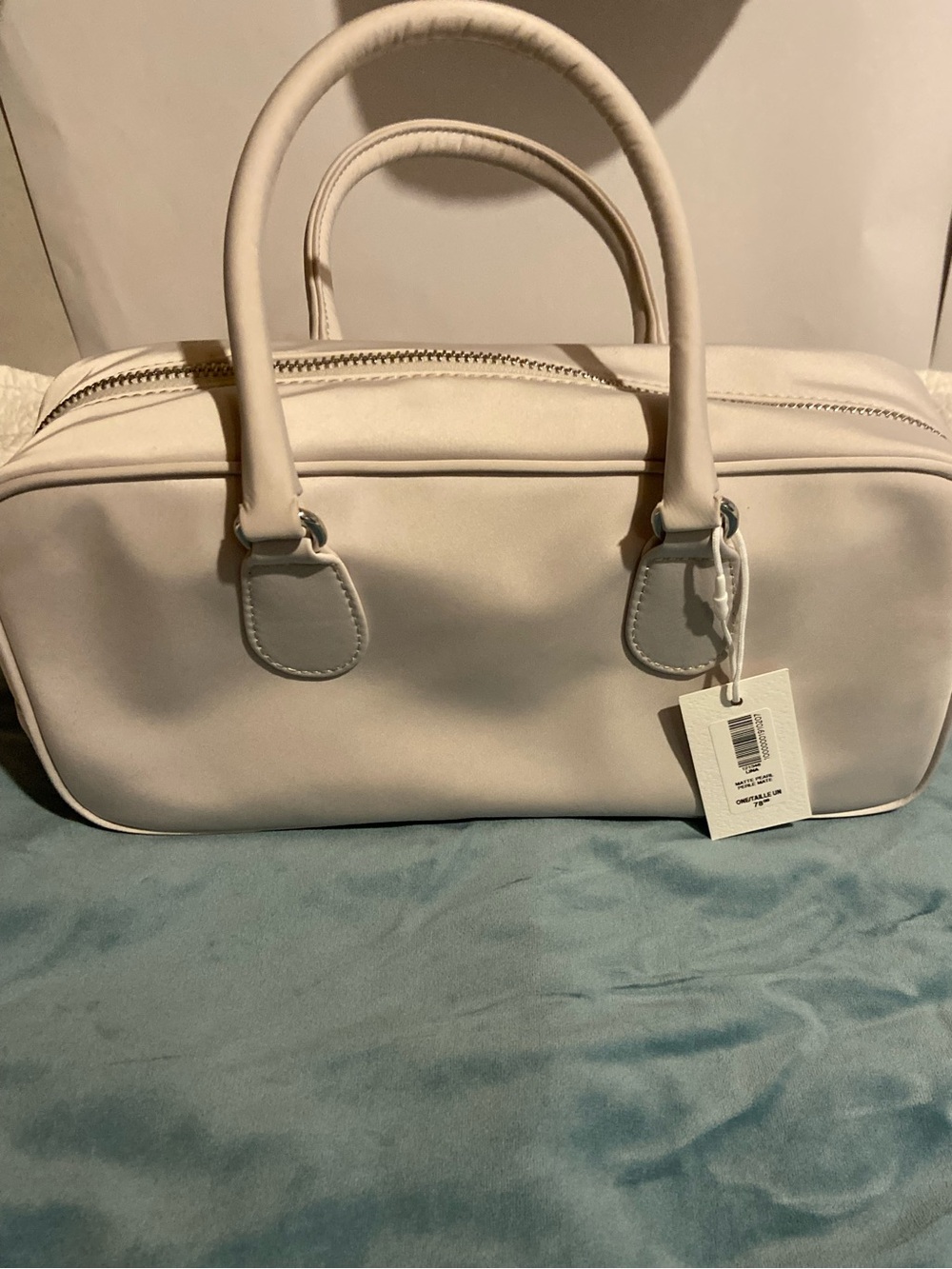 New with tag - Aritzia Cream Structured Handbag with Top Handles